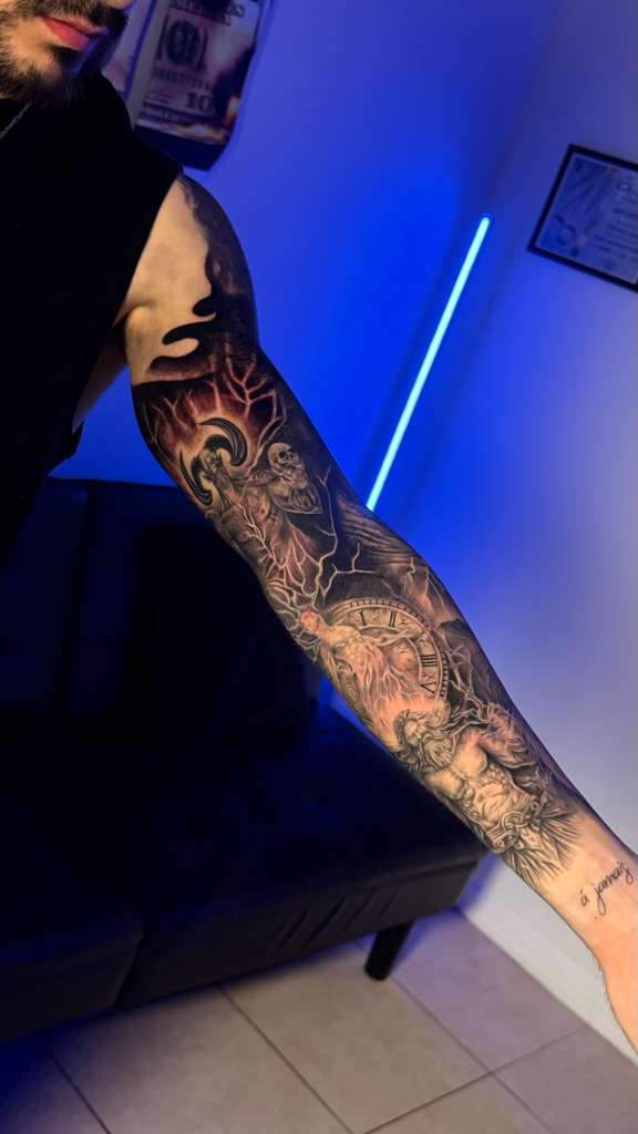 Realismo Tattoo